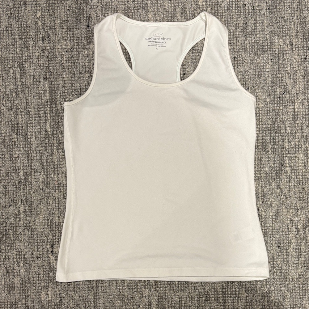 Vineyard Vines white performance tank